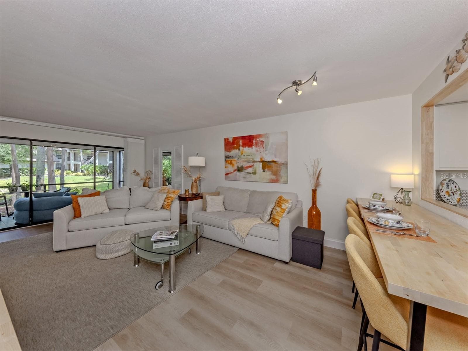 Living room - 4713 WINSLOW BEACON #5, SARASOTA