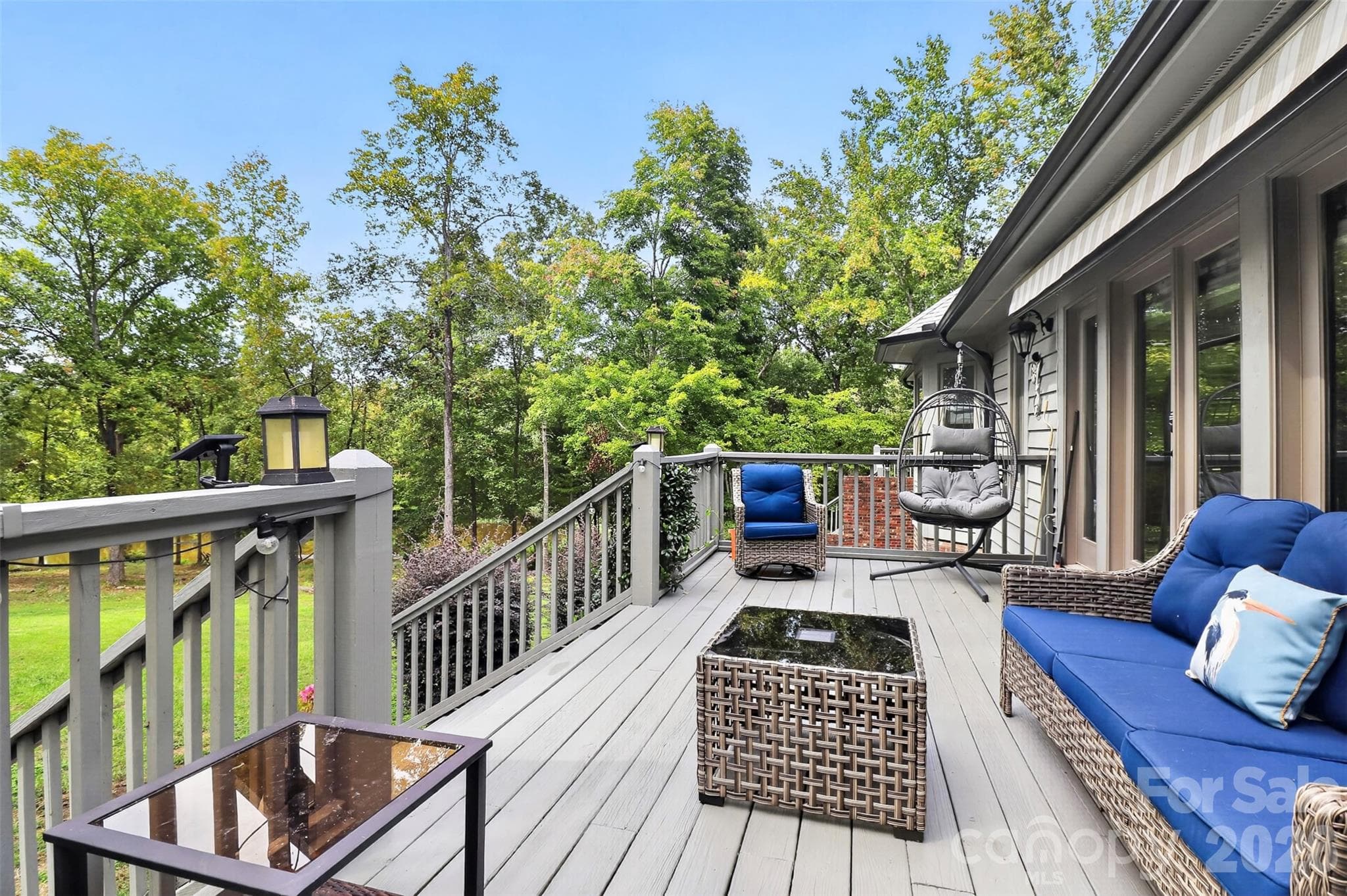 Single Family Residence at 525 Shoreline Drive, Lancaster, photo 30 of 45