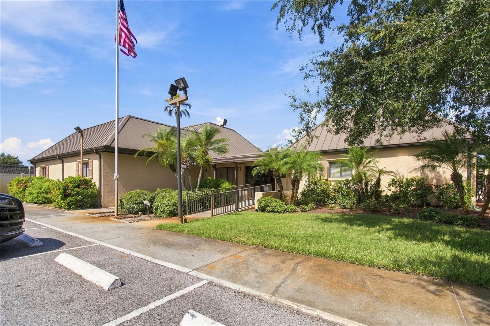 Condominium at 4350 SUNSTATE DR #4, NEW PORT RICHEY, photo 37 of 58