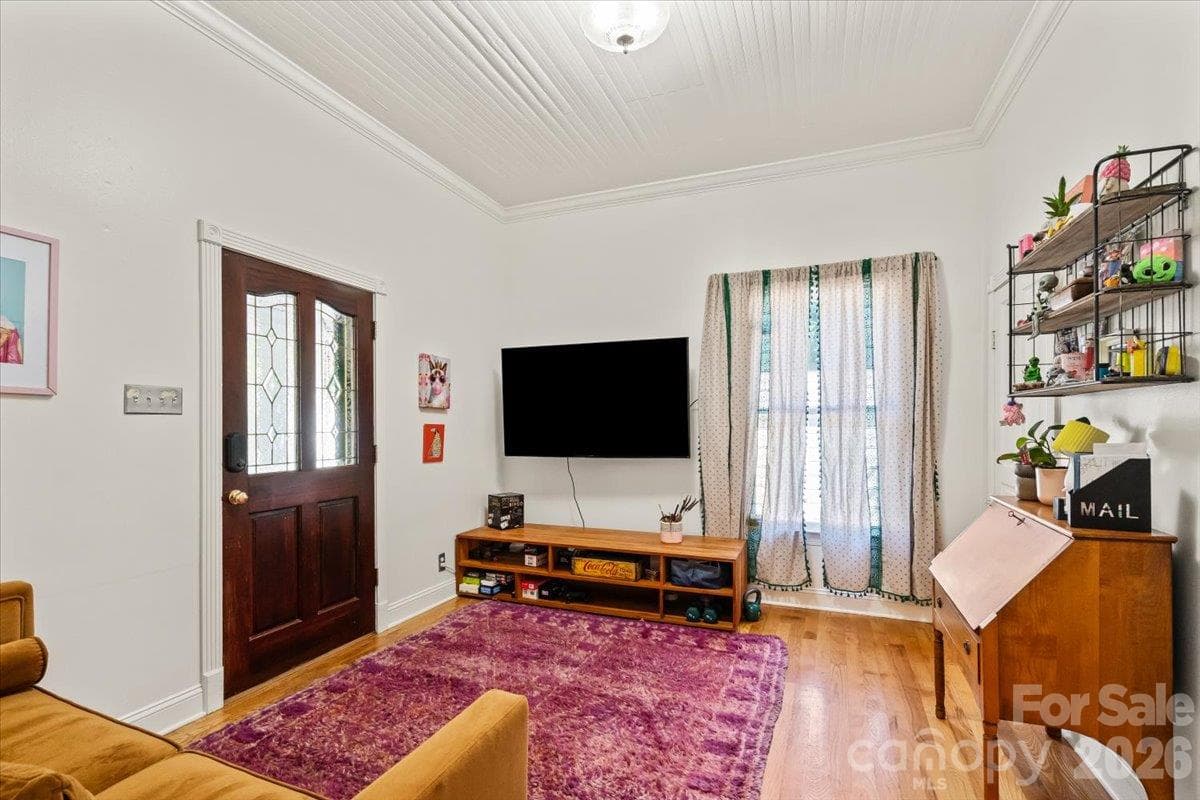 Single Family Residence at 114 Holbrook Street, Huntersville, photo 13 of 30