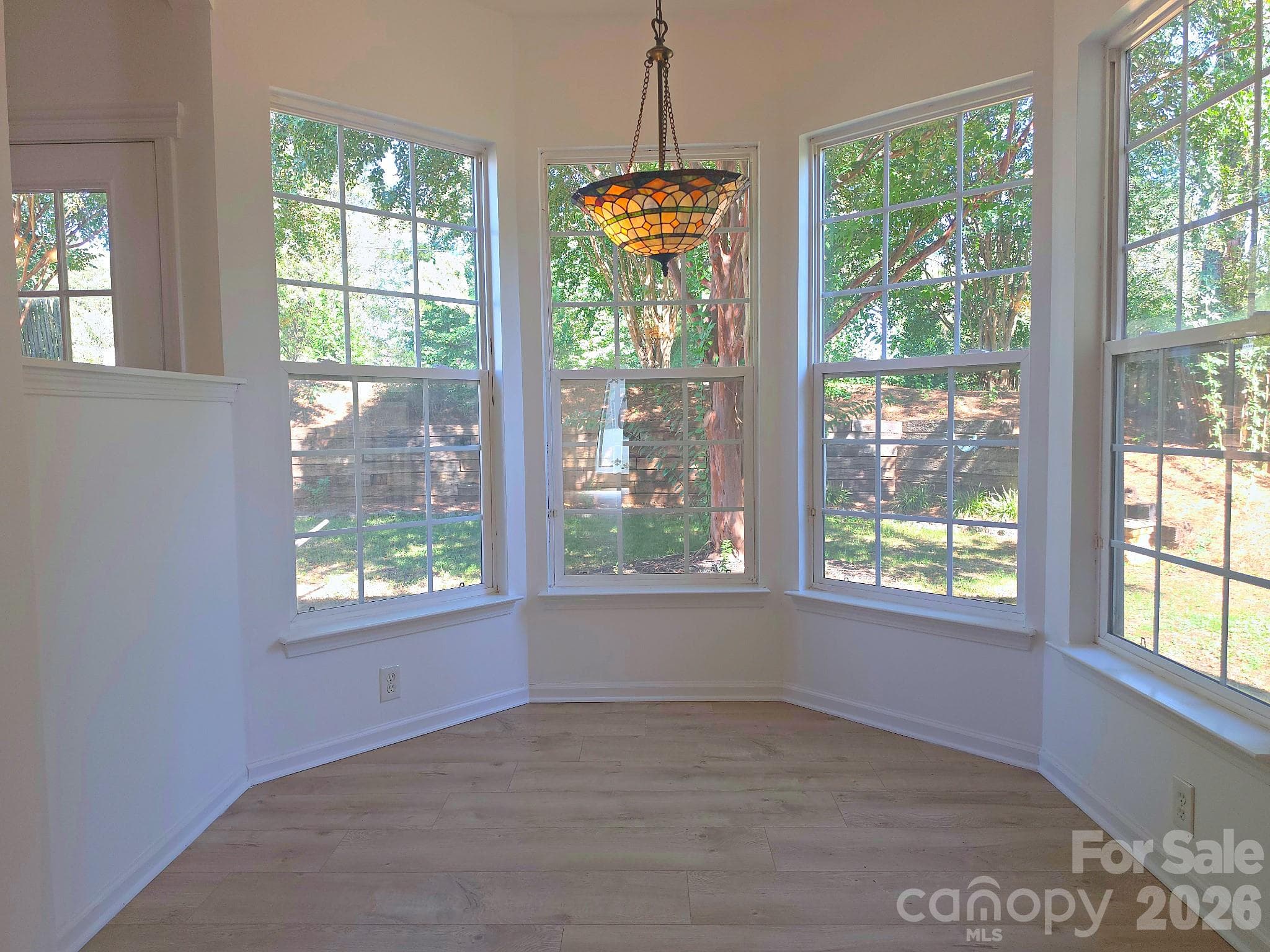 Single Family Residence at 5708 Falls Ridge Lane, Charlotte, photo 13 of 47