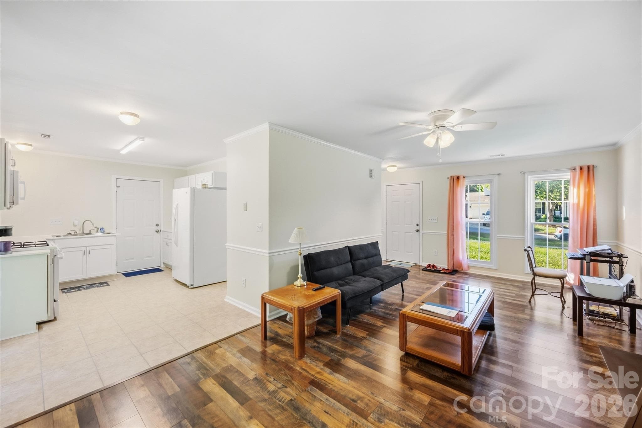Single Family Residence at 2374 Eagle Glen Court, Gastonia, photo 6 of 42