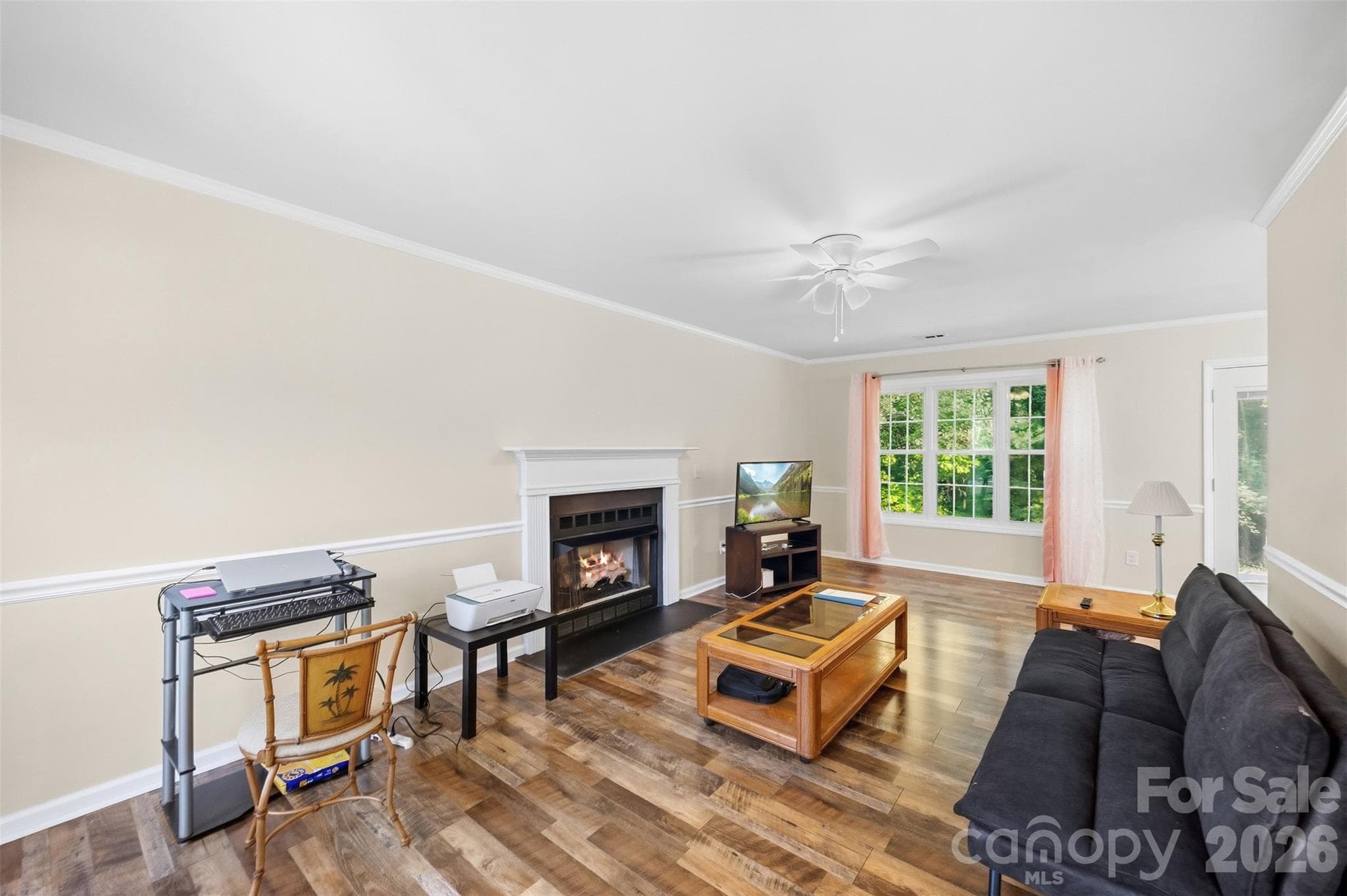 Single Family Residence at 2374 Eagle Glen Court, Gastonia, photo 8 of 42