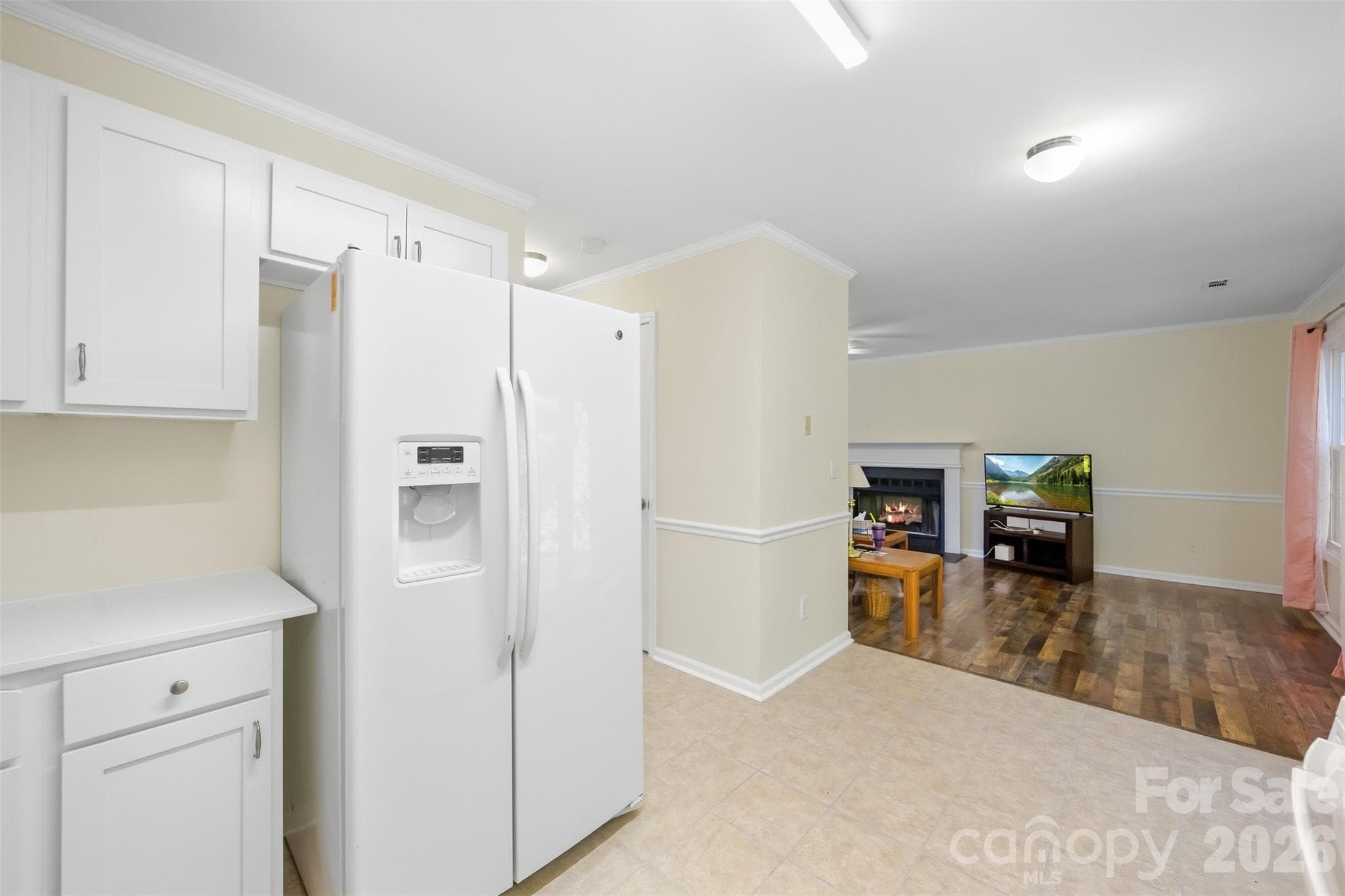 Single Family Residence at 2374 Eagle Glen Court, Gastonia, photo 16 of 42