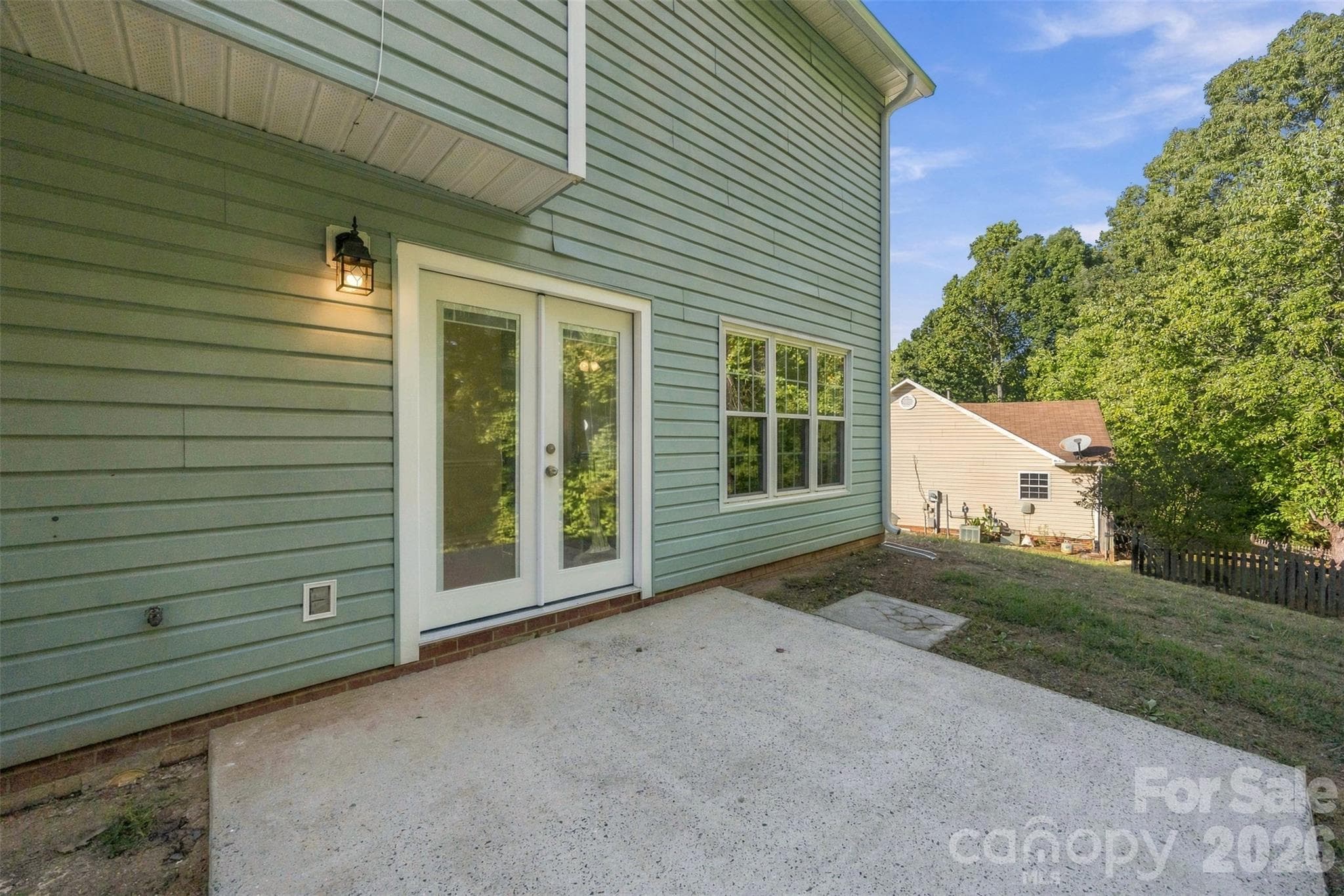 Single Family Residence at 2374 Eagle Glen Court, Gastonia, photo 32 of 42