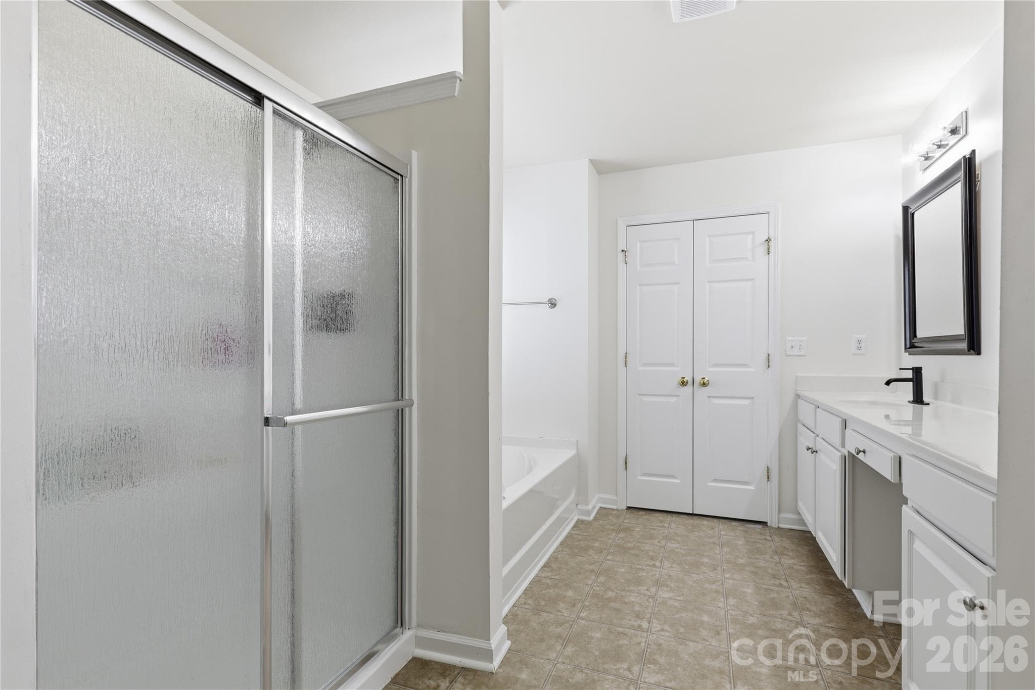 Single Family Residence at 1318 Gambel Drive NW, Concord, photo 21 of 45