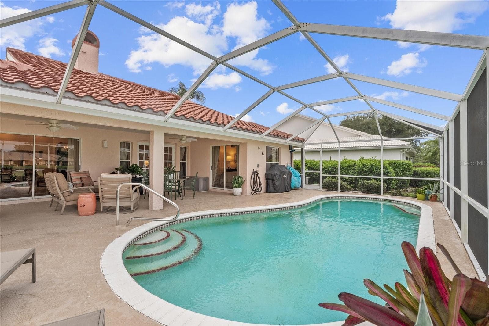 Lanai / Pool Area - 5815 FAIRWOODS CIR, SARASOTA