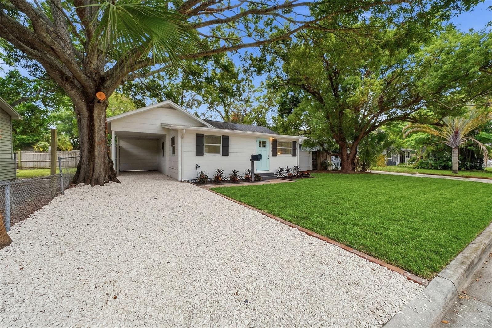 Single Family Residence at 1752 42ND ST S, ST PETERSBURG, photo 2 of 34