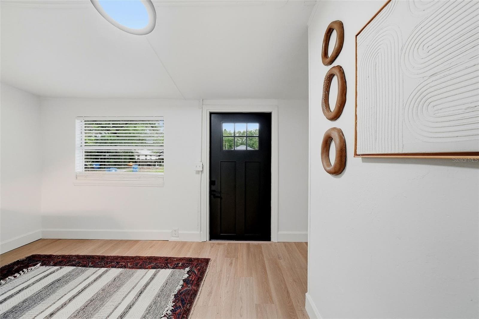 Single Family Residence at 1752 42ND ST S, ST PETERSBURG, photo 5 of 34