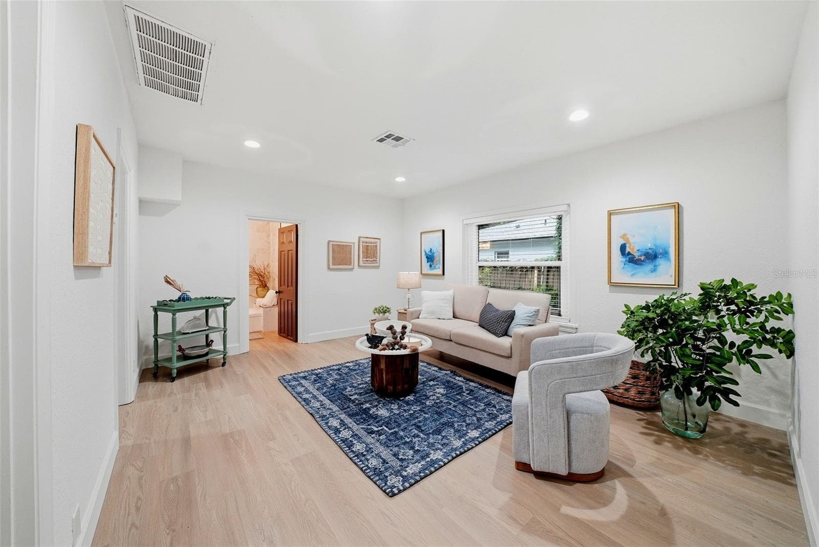 Single Family Residence at 1752 42ND ST S, ST PETERSBURG, photo 6 of 34