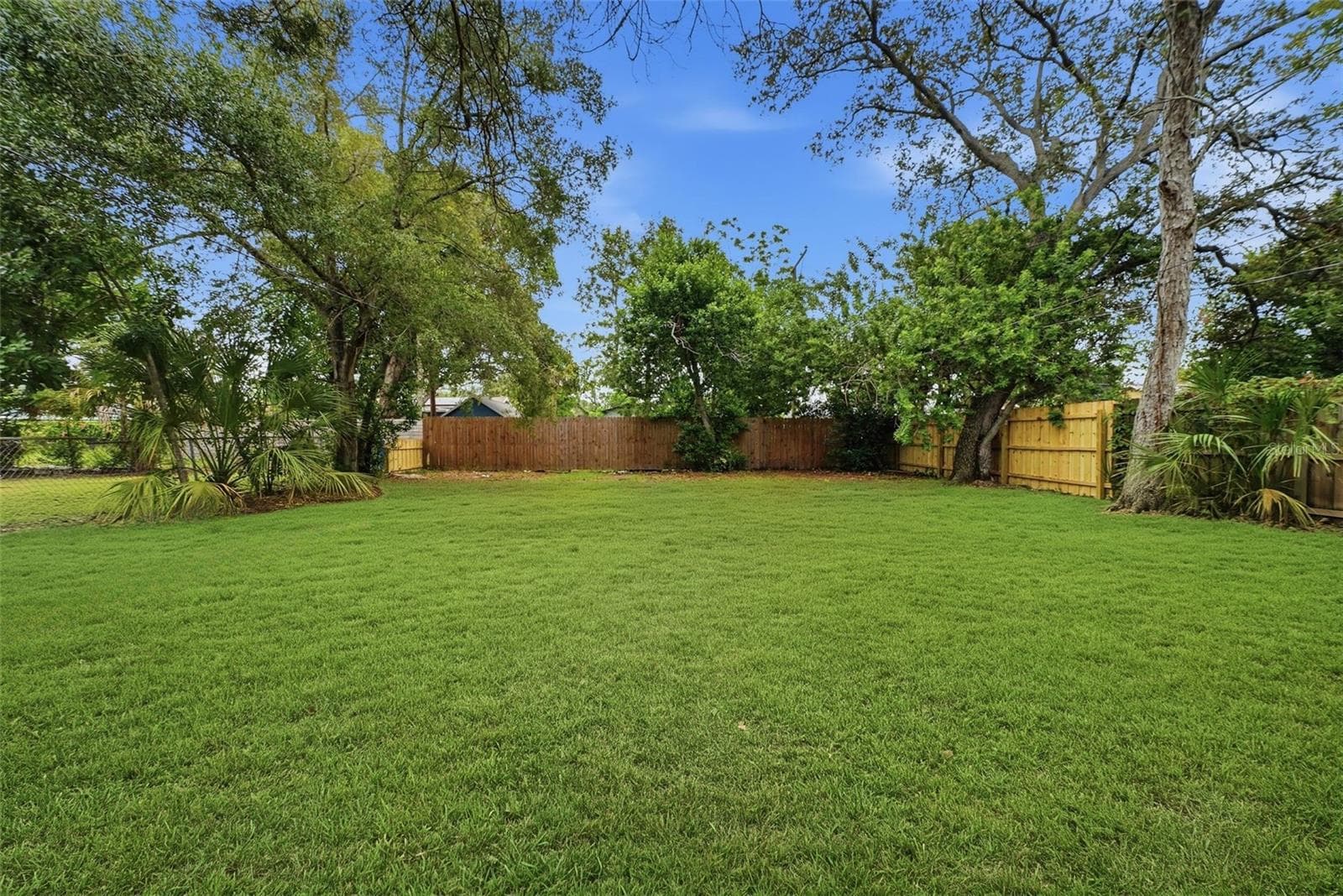 Single Family Residence at 1752 42ND ST S, ST PETERSBURG, photo 24 of 34