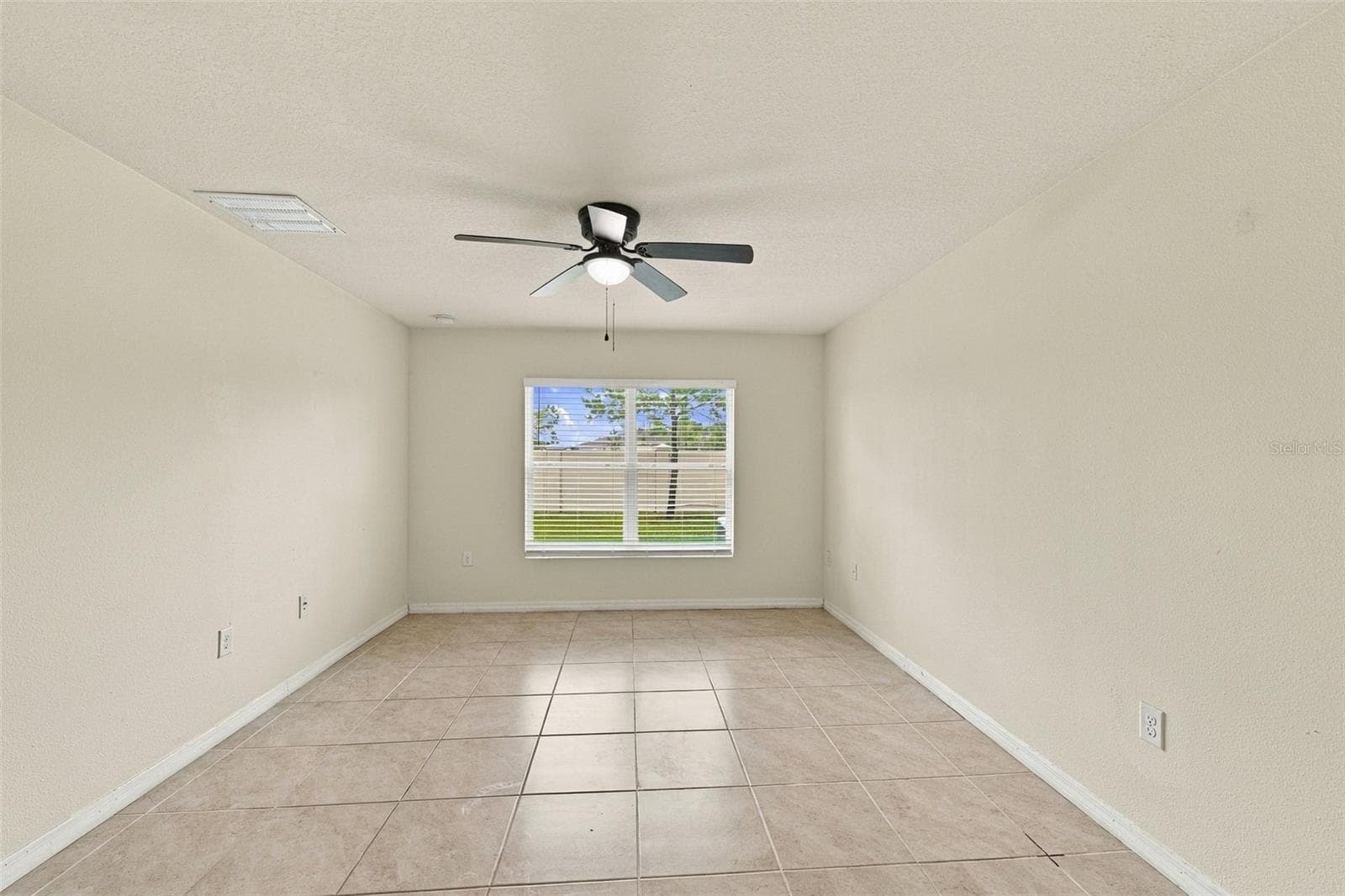 Single Family Residence at 7980 BROAD POINTE DR, ZEPHYRHILLS, photo 19 of 46