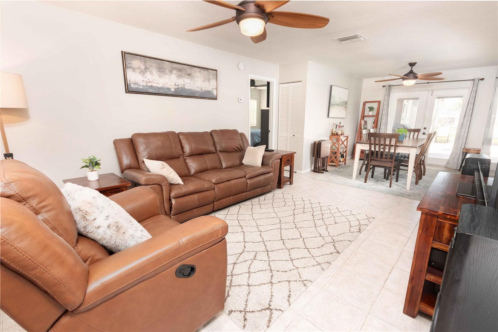 Single Family Residence at 4311 COUNTY BREEZE DR, NEW PORT RICHEY, photo 9 of 35