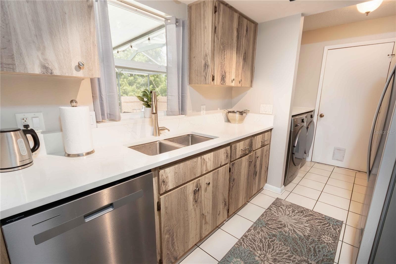 New quartz counter - 4311 COUNTY BREEZE DR, NEW PORT RICHEY