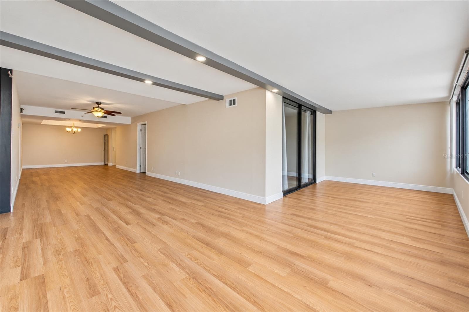 Condominium at 3211 W SWANN AVE #203, TAMPA, photo 21 of 43