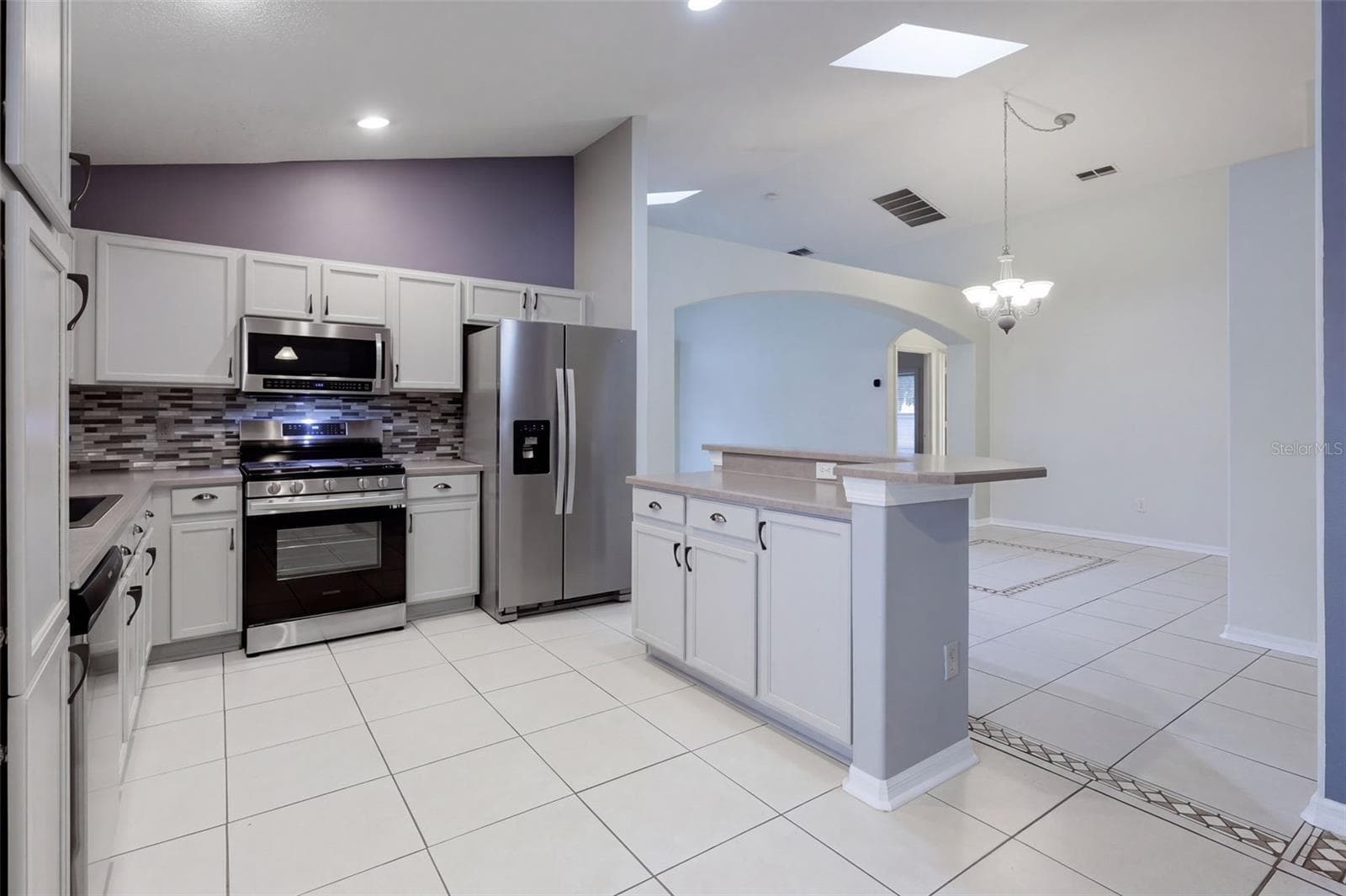 Kitchen - 16102 MAGNOLIA HILL ST, CLERMONT
