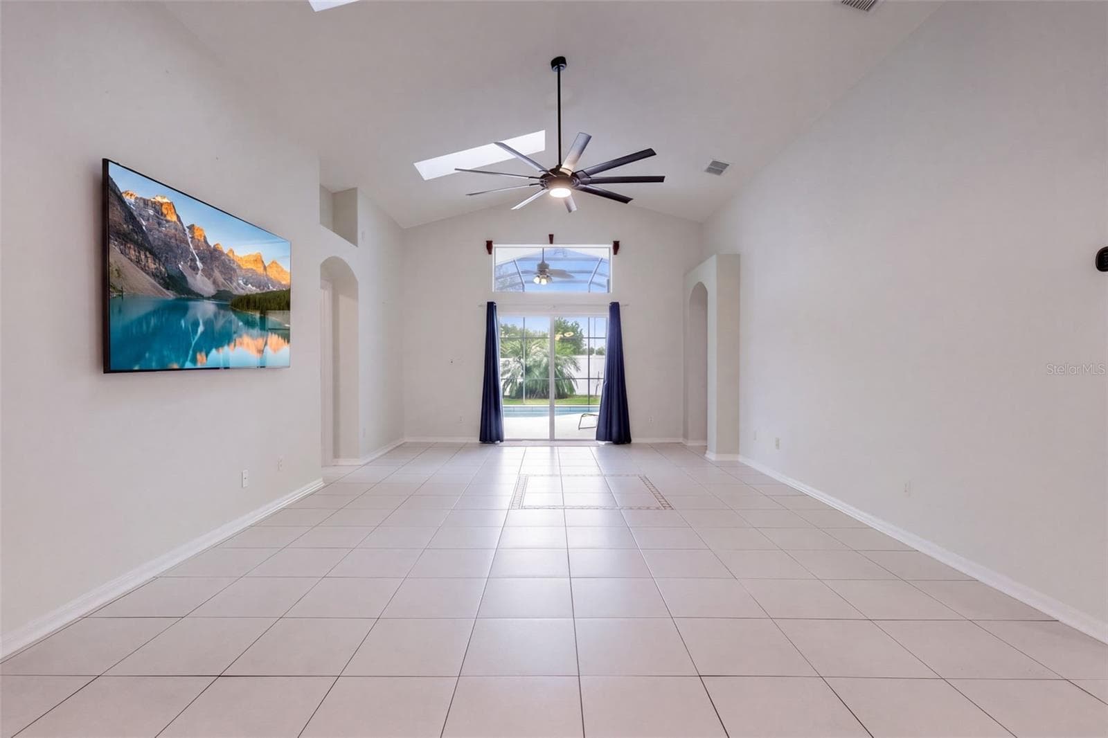 Living Room - 16102 MAGNOLIA HILL ST, CLERMONT