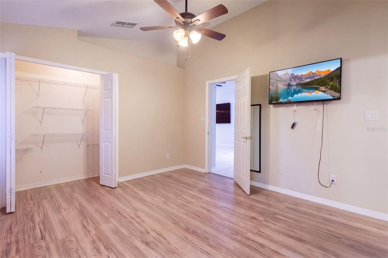 Bedroom 5 En Suite - 16102 MAGNOLIA HILL ST, CLERMONT