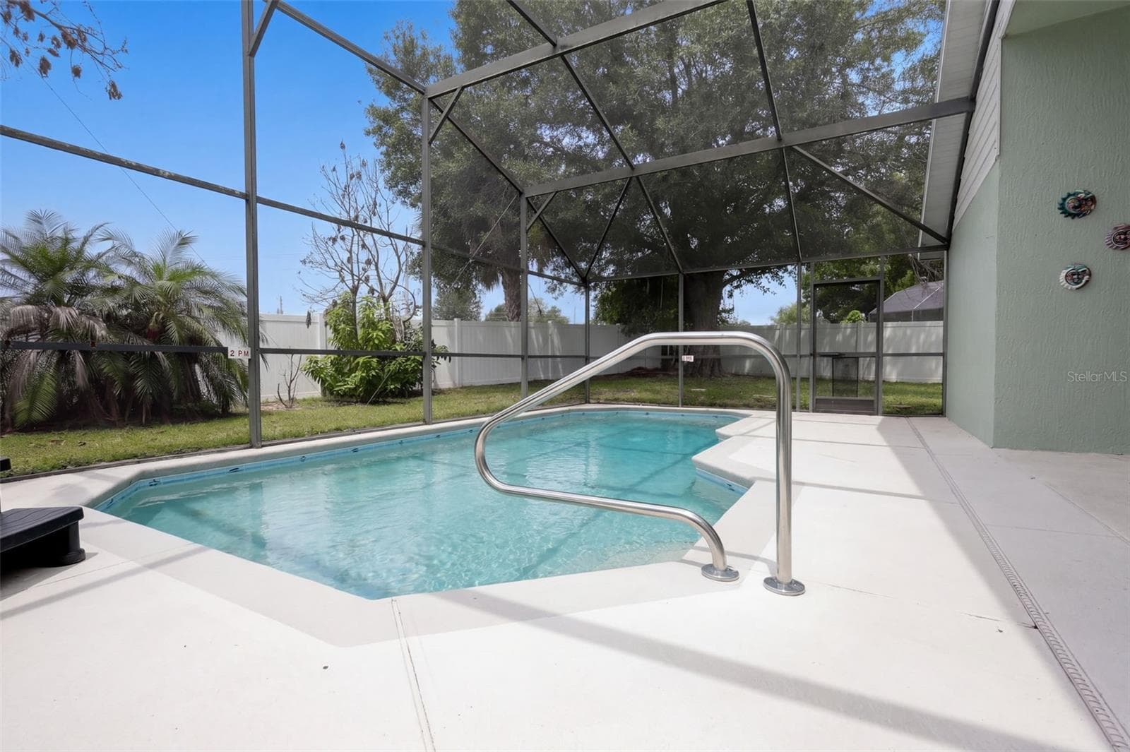 South Facing Pool - 16102 MAGNOLIA HILL ST, CLERMONT