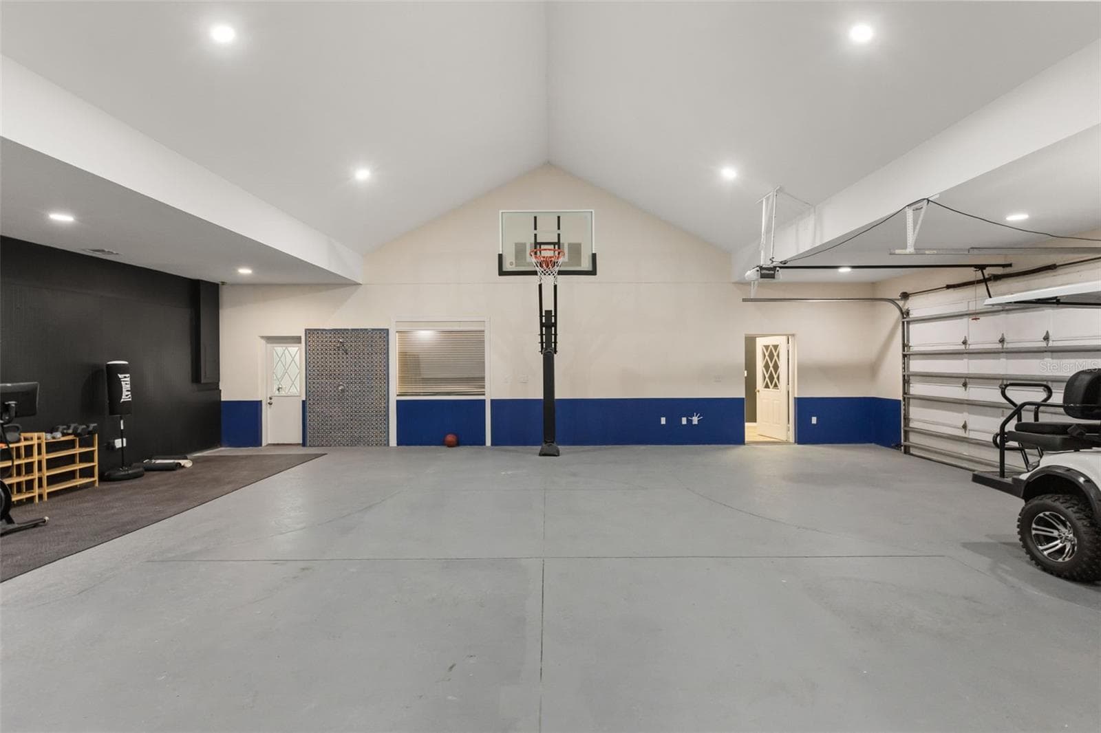 Garage Gym - 7703 SADLER RD, MOUNT DORA