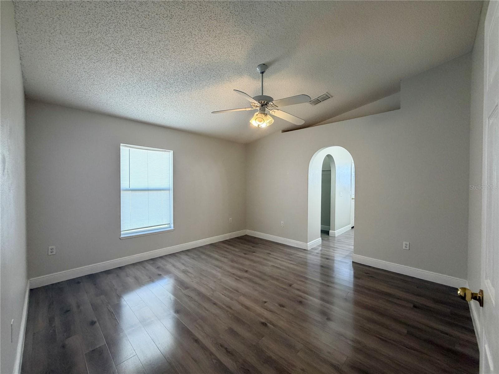 Single Family Residence at 100 CIMARRON LN, POINCIANA, photo 23 of 40