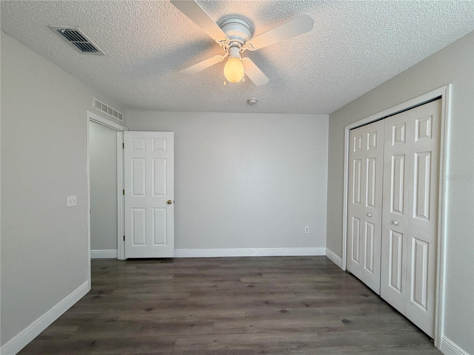 Single Family Residence at 100 CIMARRON LN, POINCIANA, photo 34 of 40