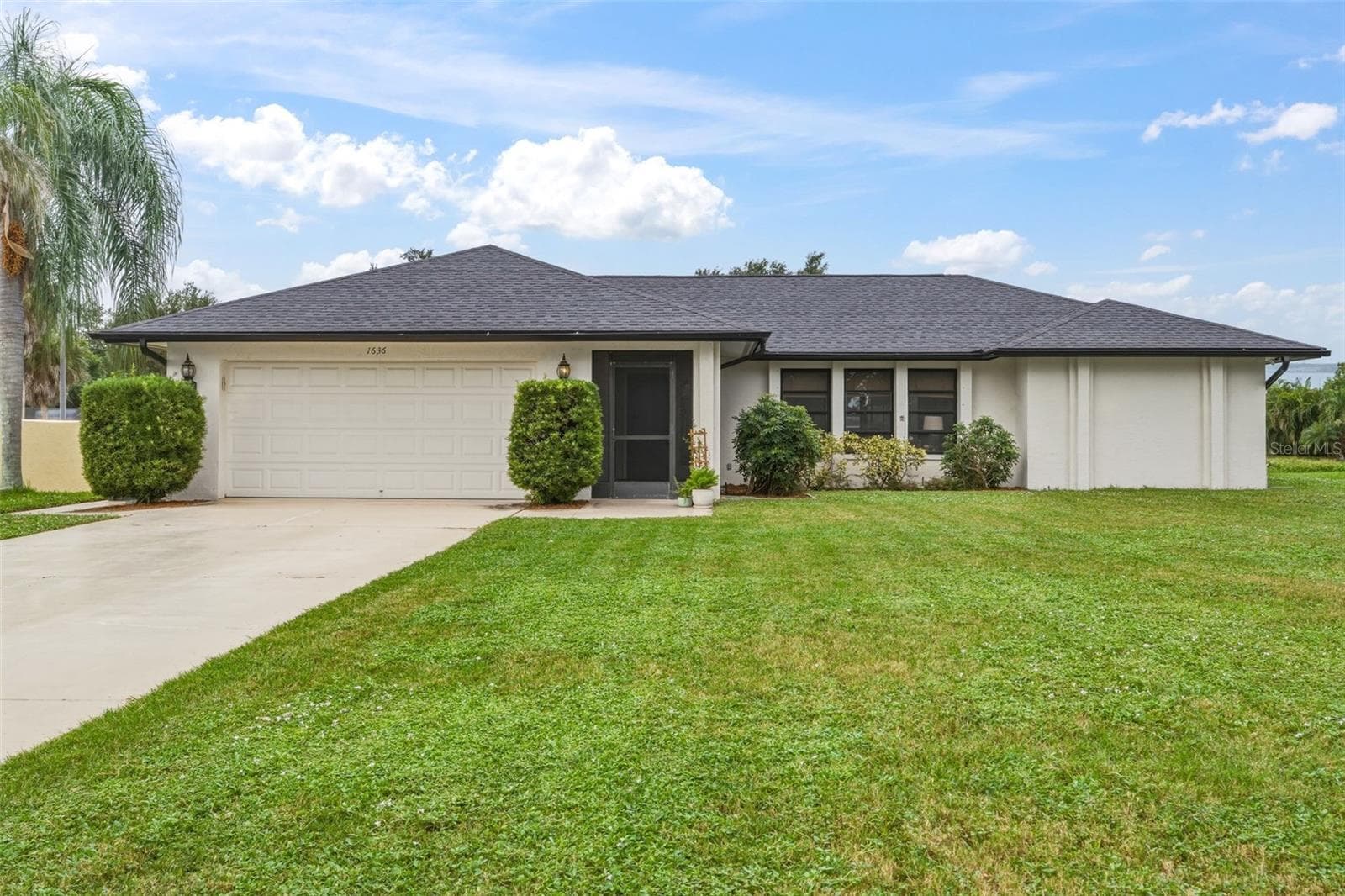 Single Family Residence at 1636 BOB O LINK DR, VENICE