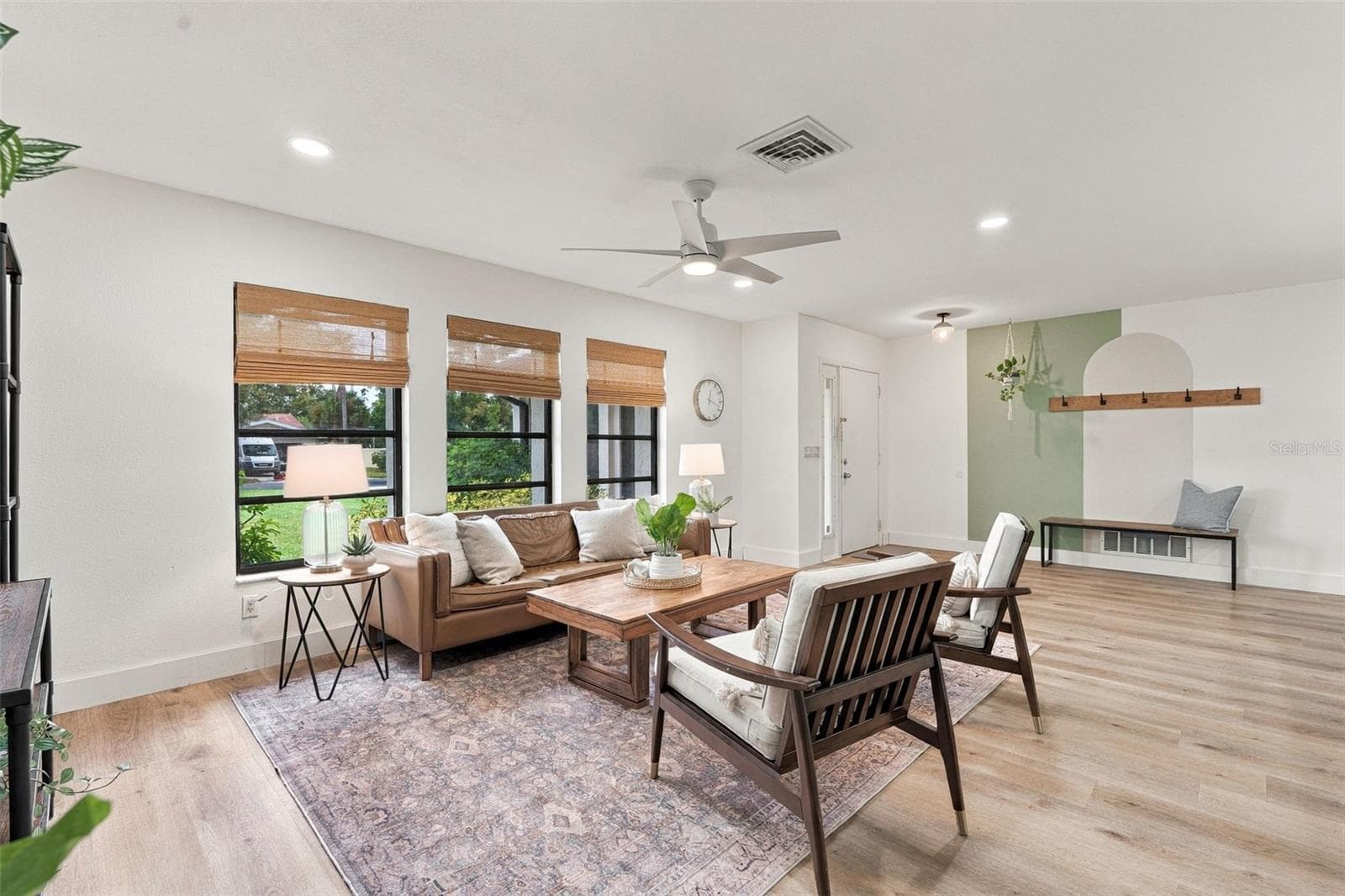 Single Family Residence at 1636 BOB O LINK DR, VENICE, photo 10 of 87