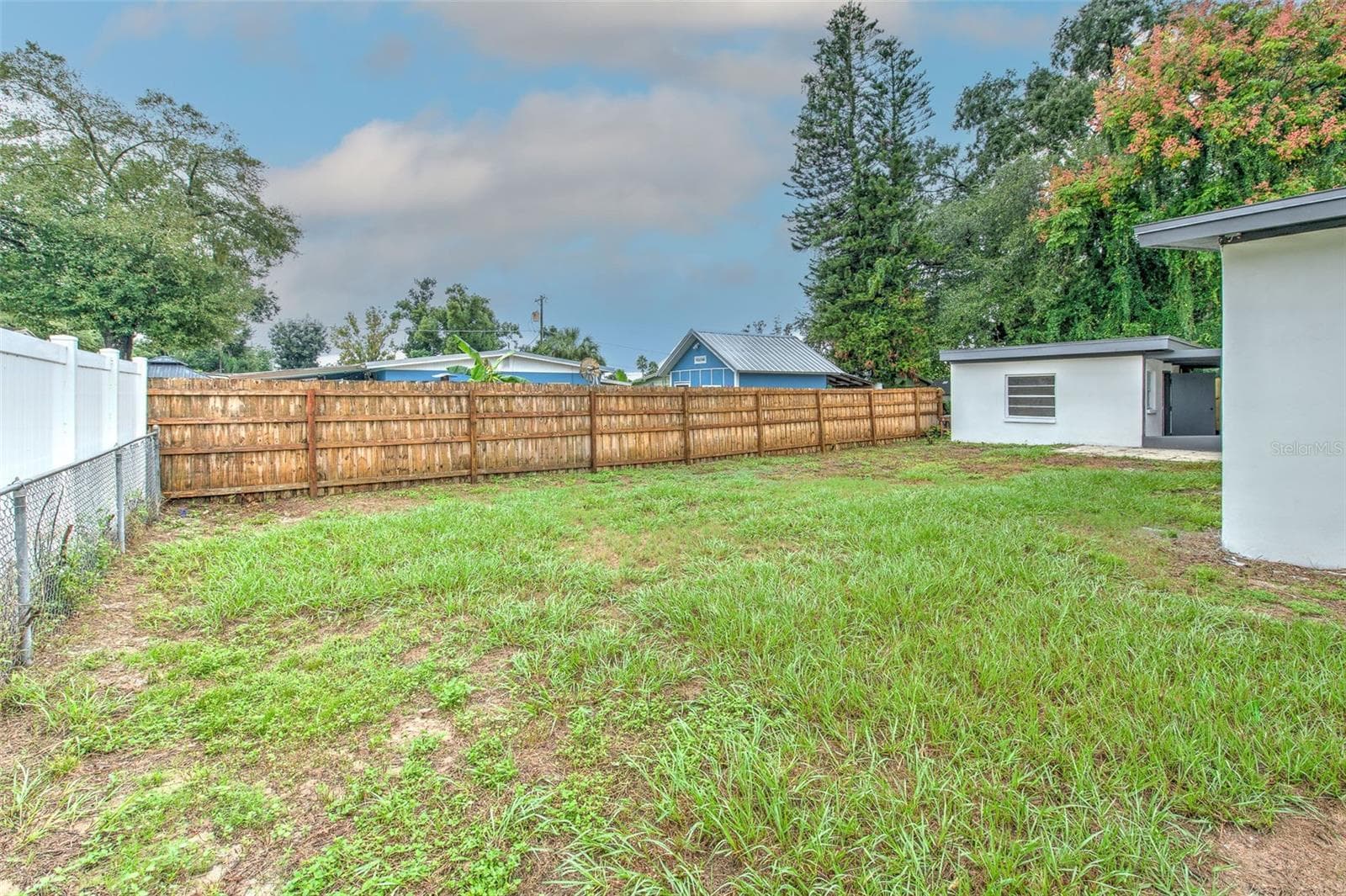 Single Family Residence at 507 SUTTON PL, BRANDON, photo 35 of 40