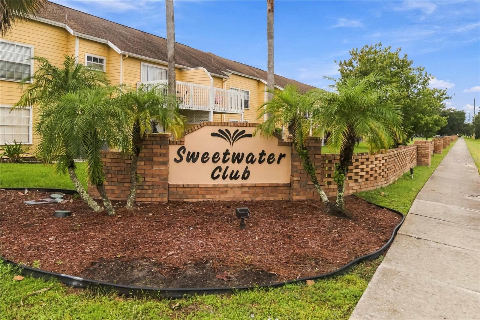 Condominium at 2478 SWEETWATER CLUB CIR #92, KISSIMMEE, photo 20 of 33