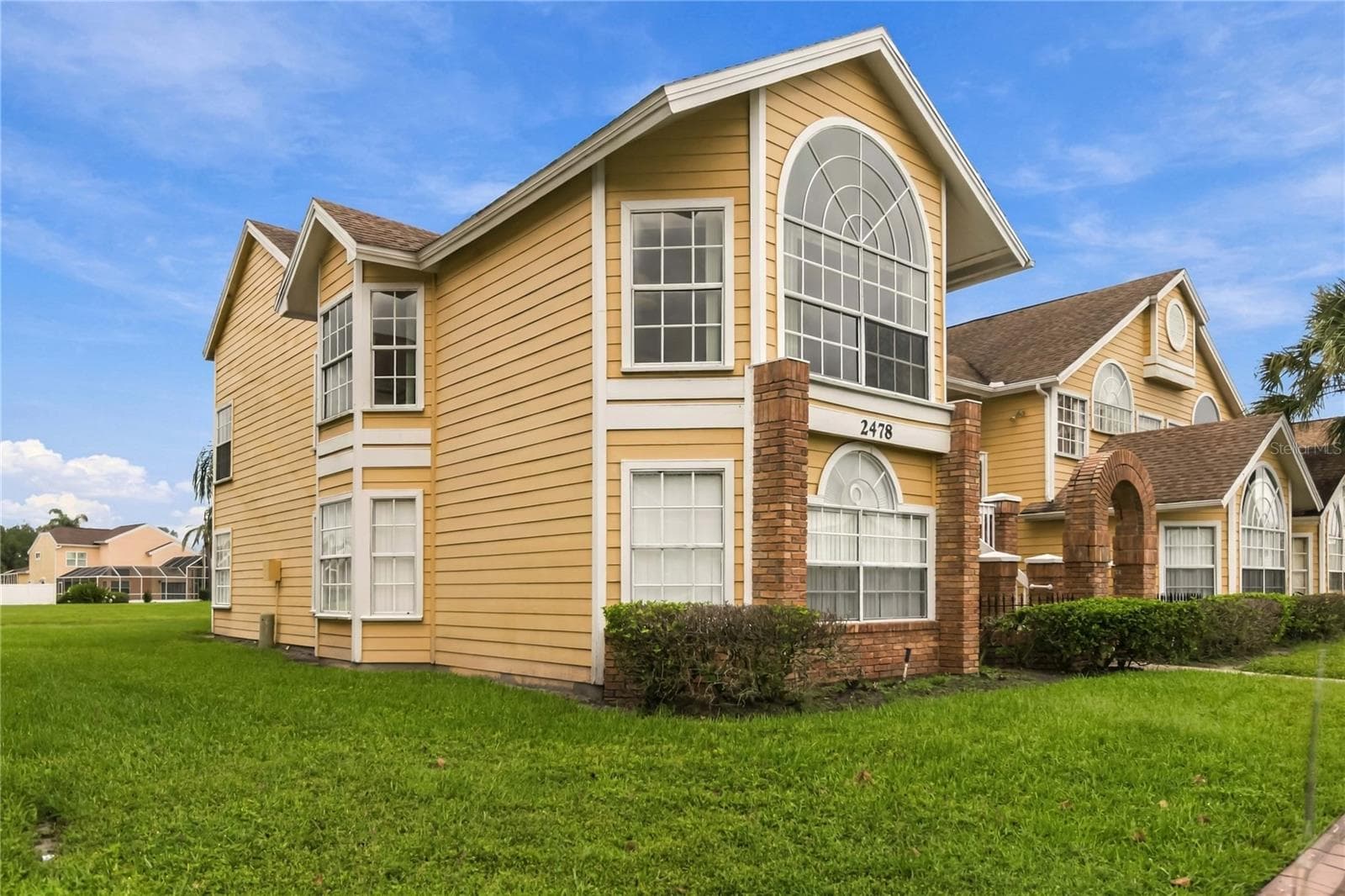 corner unit 2nd floor - 2478 SWEETWATER CLUB CIR #92, KISSIMMEE