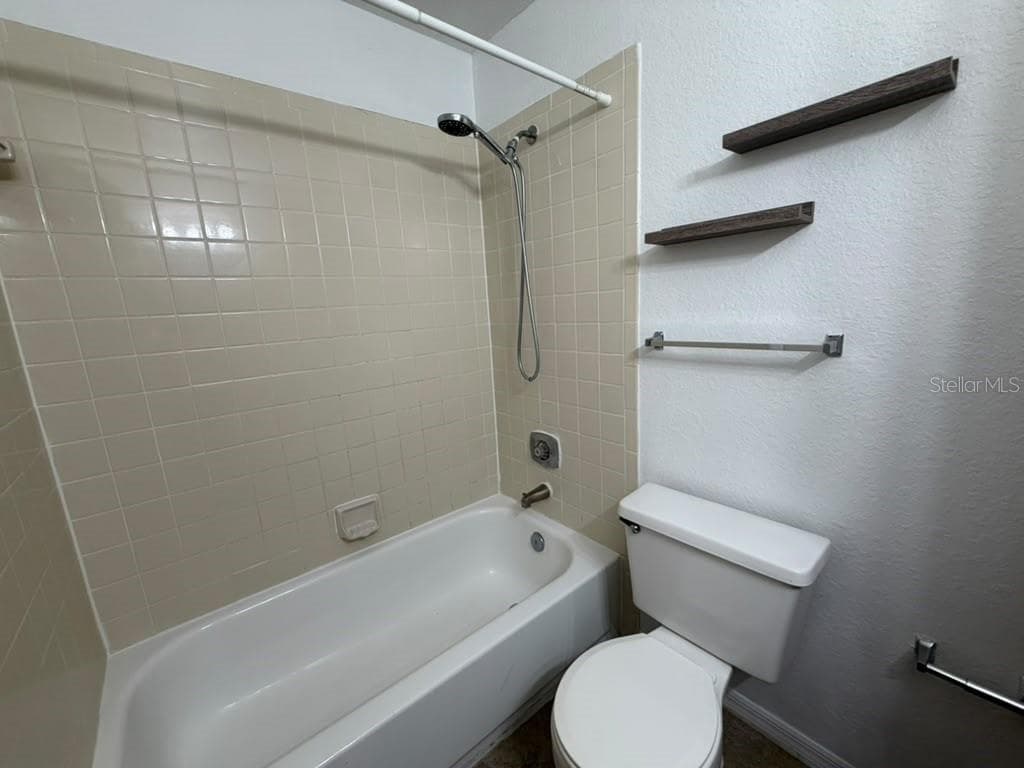 Primary Bathroom - 1037 S HIAWASSEE RD #2824, ORLANDO