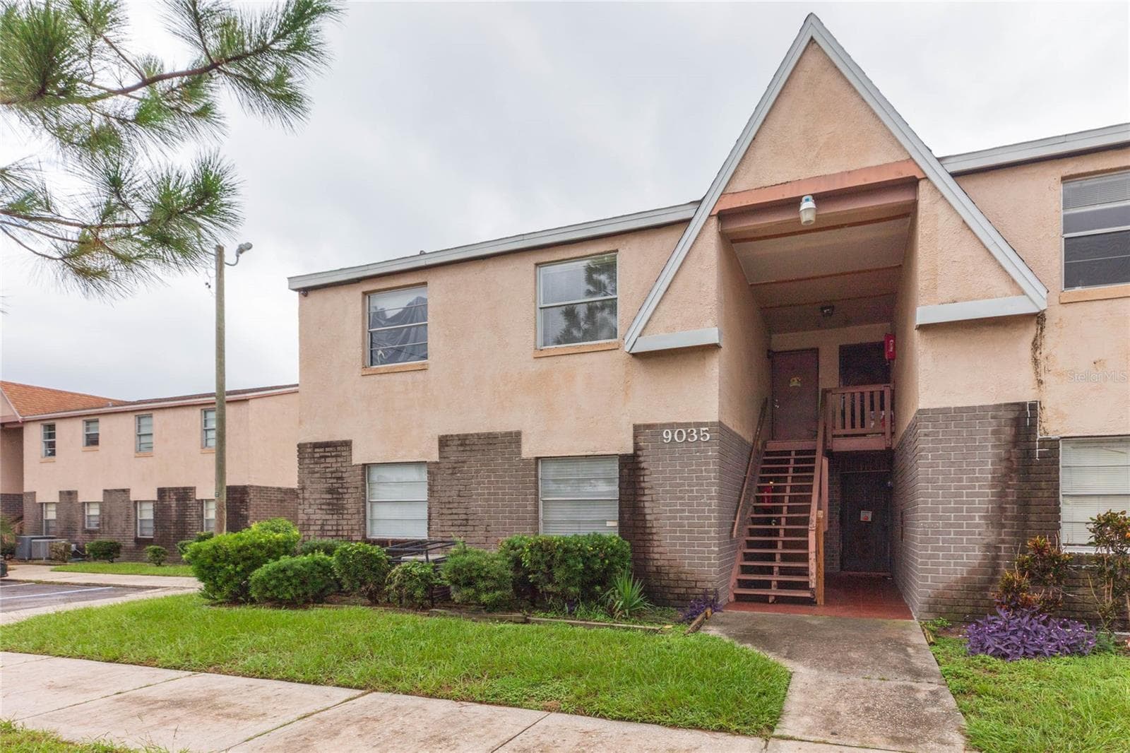 Condominium at 9035 WESTCHESTER CIR #133, TAMPA, photo 2 of 36