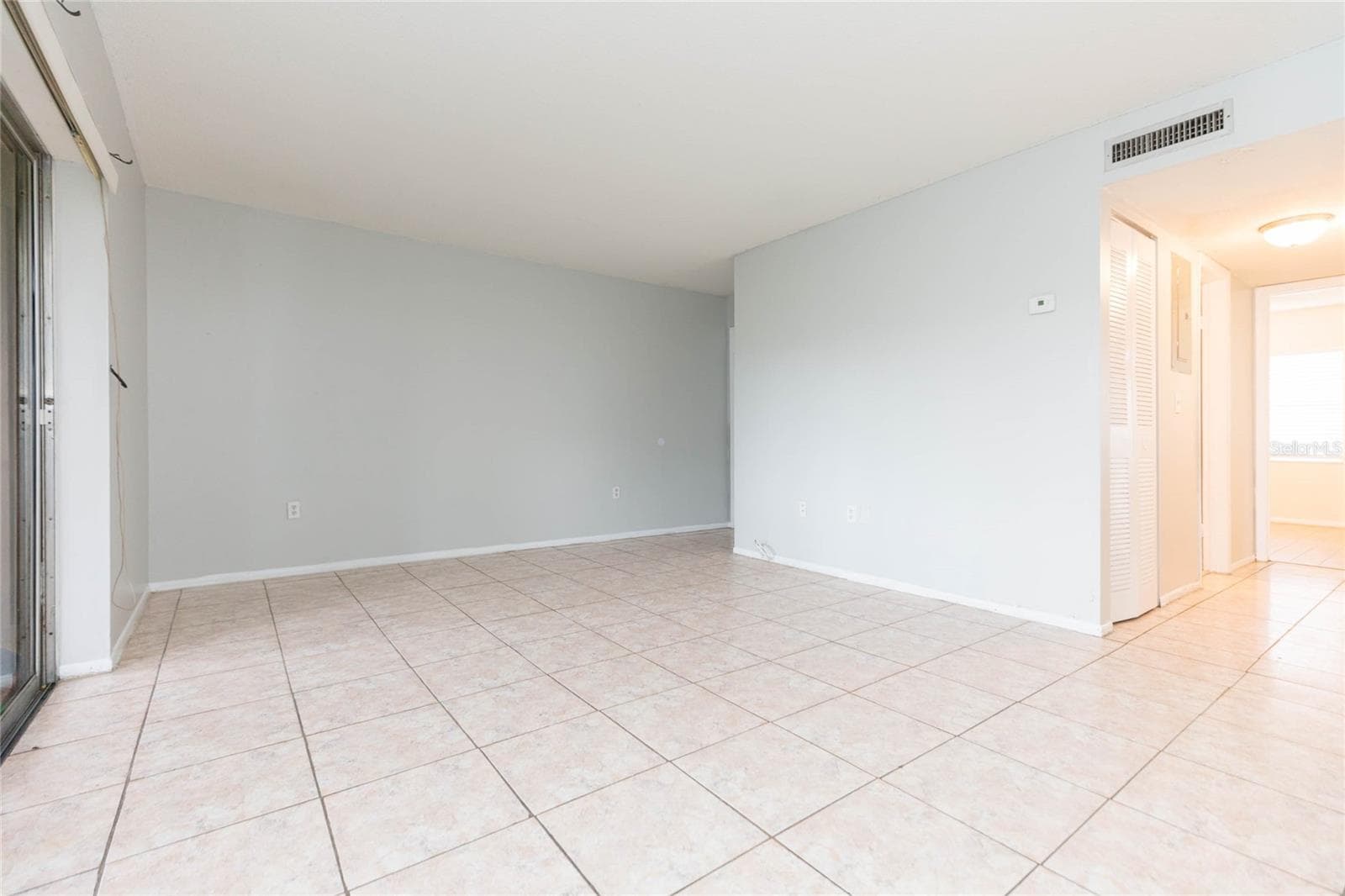 Condominium at 9035 WESTCHESTER CIR #133, TAMPA, photo 8 of 36