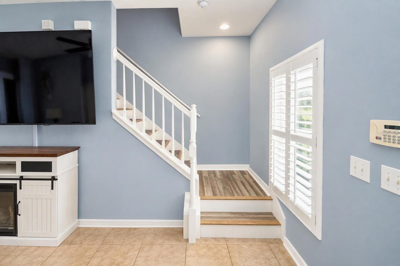 Townhouse at 2709 LANTERN HILL AVE, BRANDON, photo 2 of 10