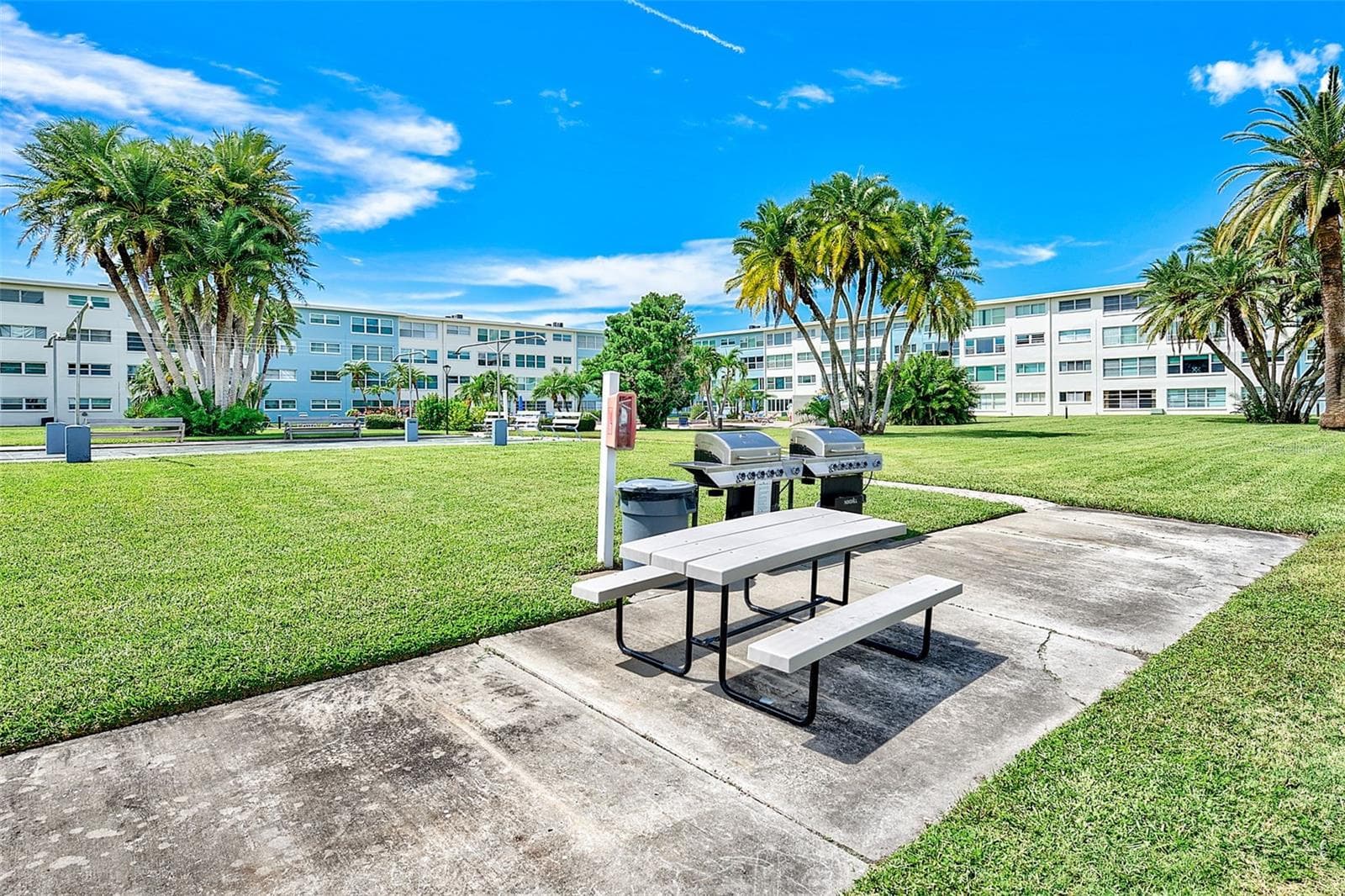Picnic Area - 6201 2ND ST E #74, ST PETE BEACH