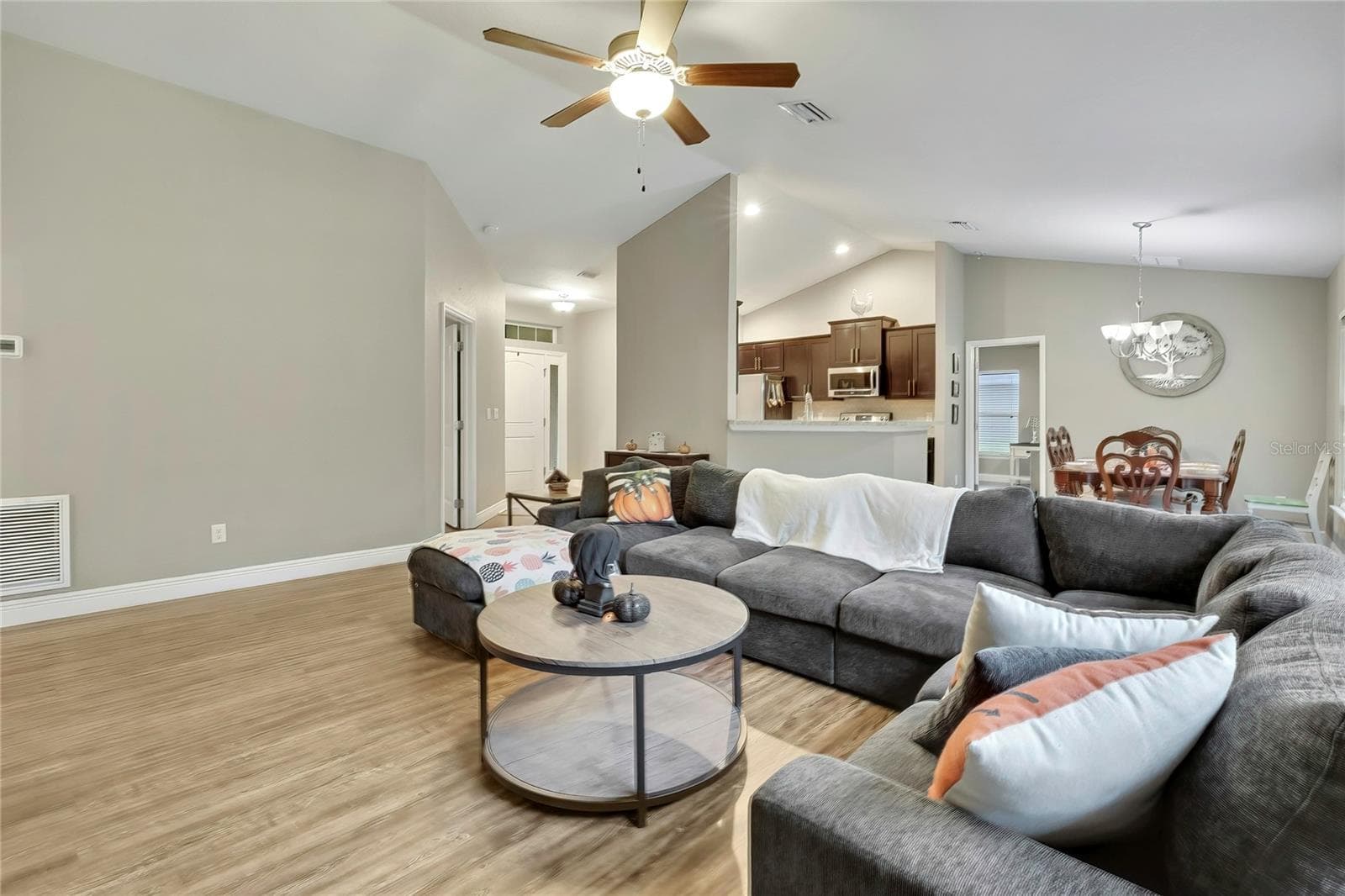 Single Family Residence at 12342 QUIGLEY AVE, WEEKI WACHEE, photo 2 of 30