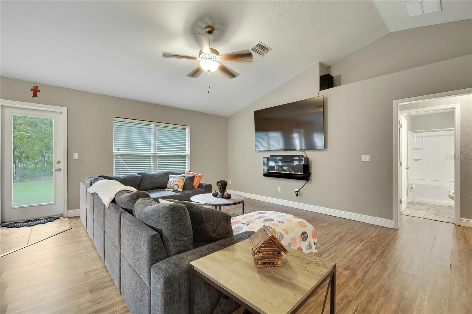 Single Family Residence at 12342 QUIGLEY AVE, WEEKI WACHEE, photo 3 of 30