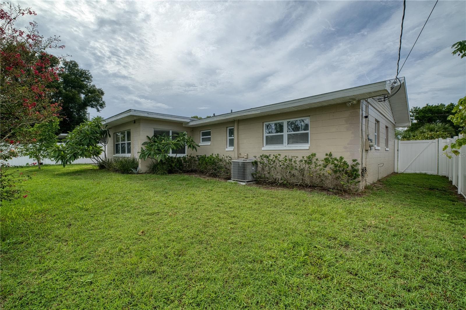 Single Family Residence at 1508 MONTCALM ST, ORLANDO, photo 33 of 35