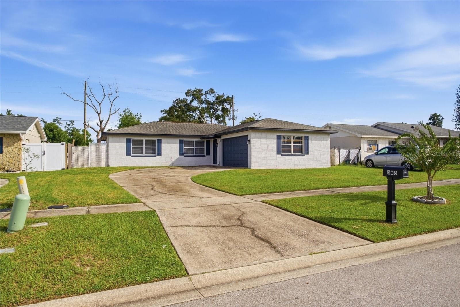 Single Family Residence at 568 TULANE DR, ALTAMONTE SPRINGS, photo 2 of 24