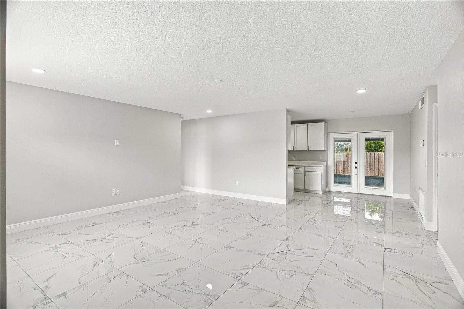 Single Family Residence at 568 TULANE DR, ALTAMONTE SPRINGS, photo 4 of 24