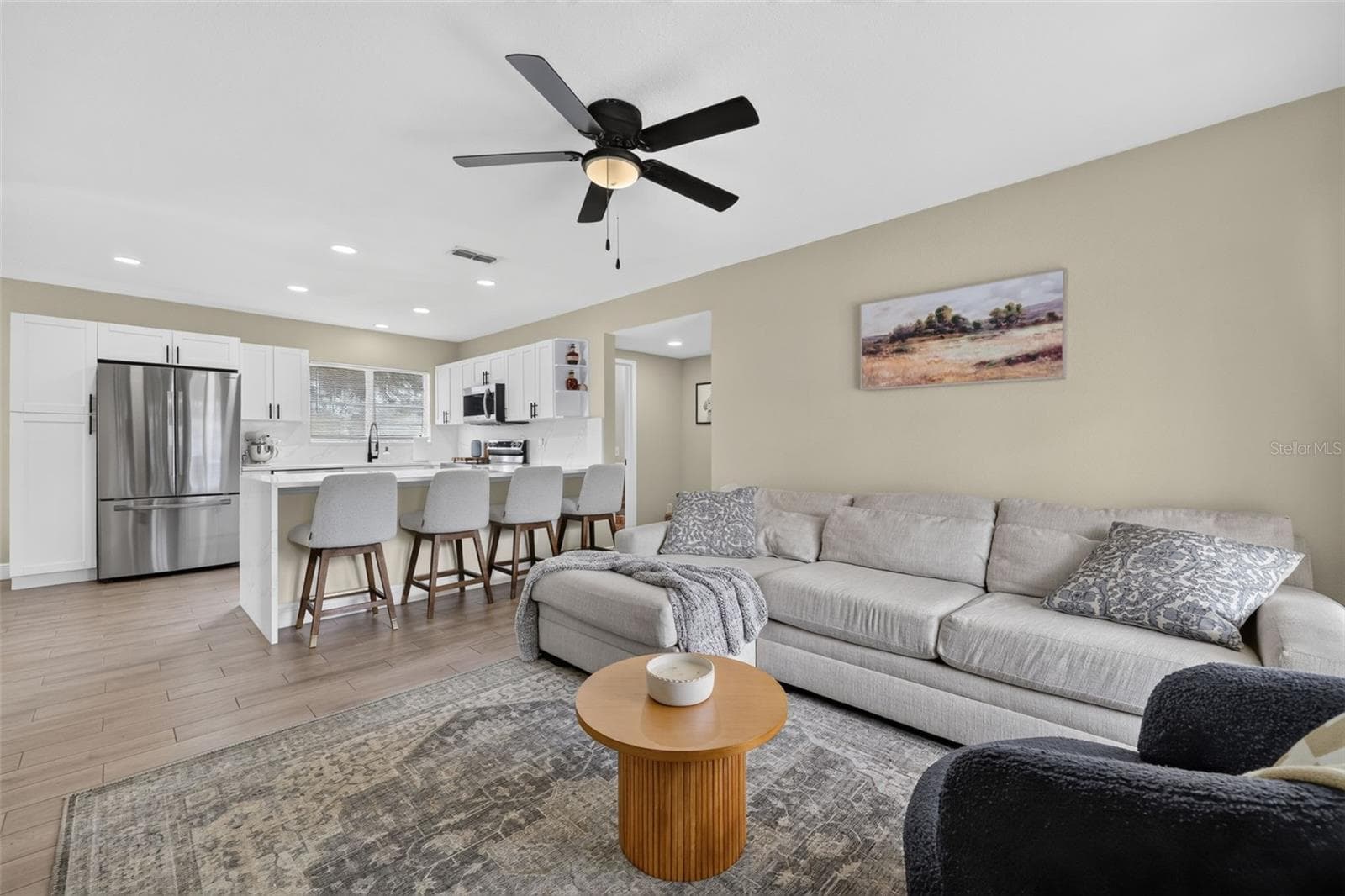 Single Family Residence at 2913 W ELROD AVE, TAMPA, photo 5 of 33