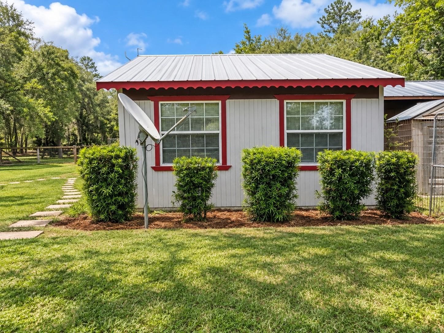 Guest House exterior - 5342 W ROMEO LN, DUNNELLON
