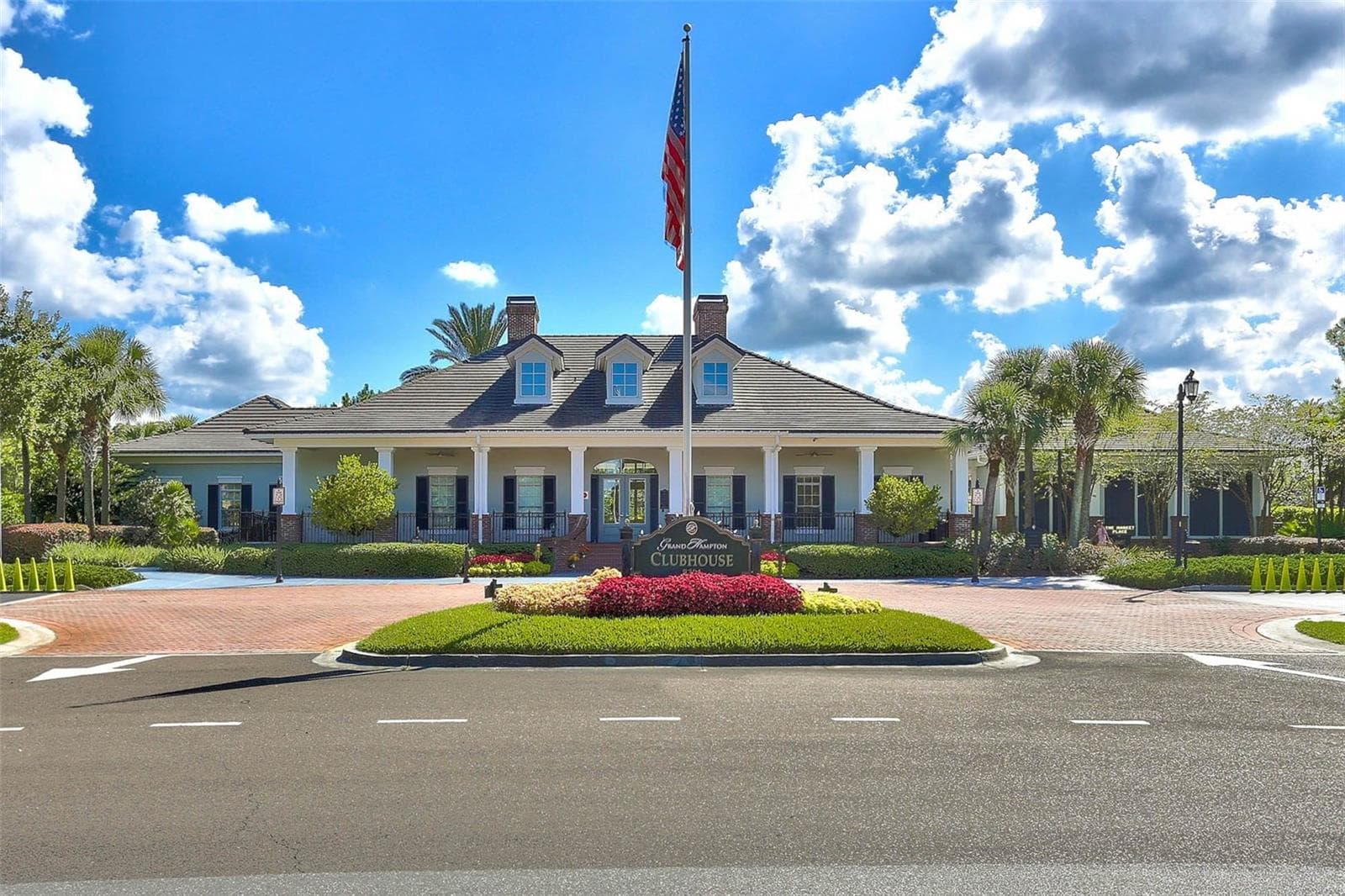 Grand Hampton Clubhouse - 8264 DUNHAM STATION DR, TAMPA
