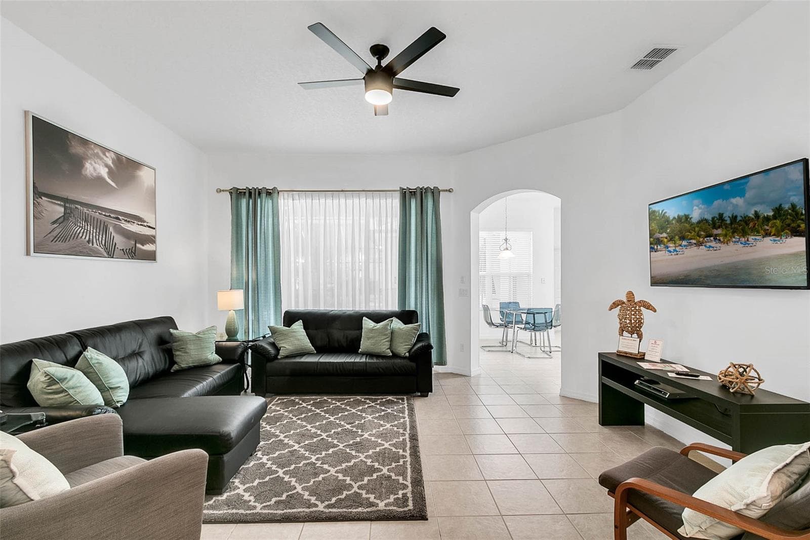 Single Family Residence at 7403 VELLEUX ST, KISSIMMEE, photo 4 of 27