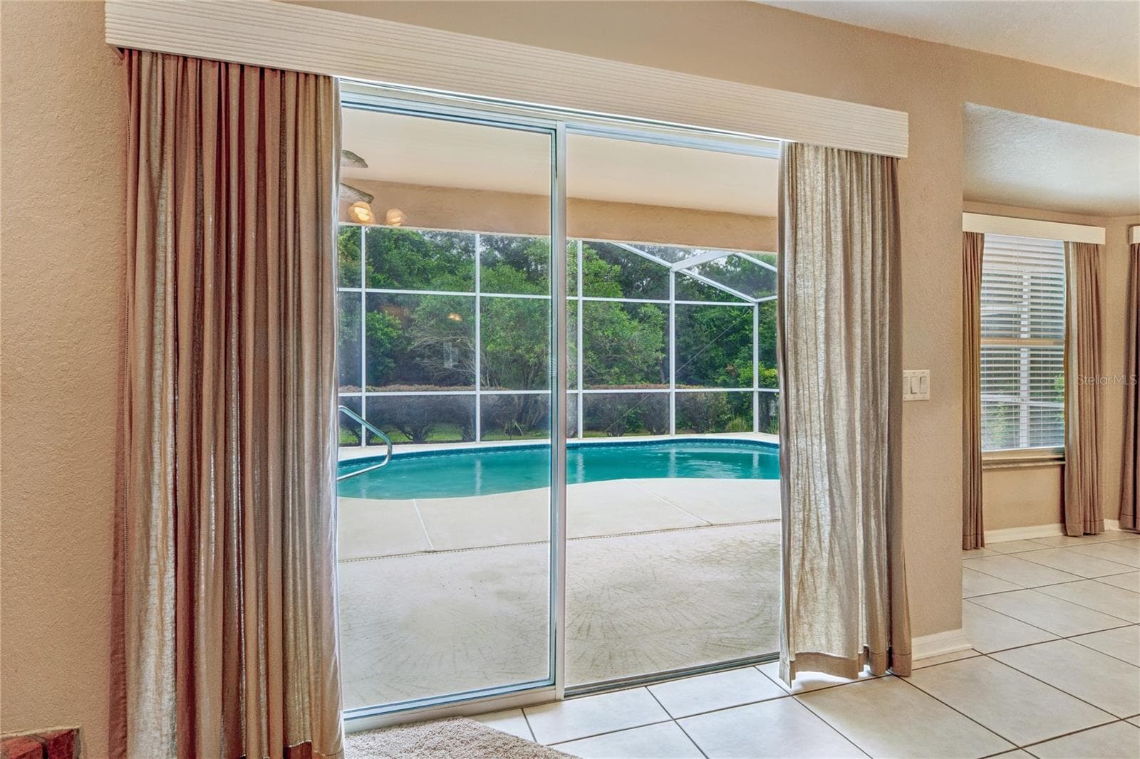 Sliders to Pool/Lanai - 14433 LINDEN DR, SPRING HILL