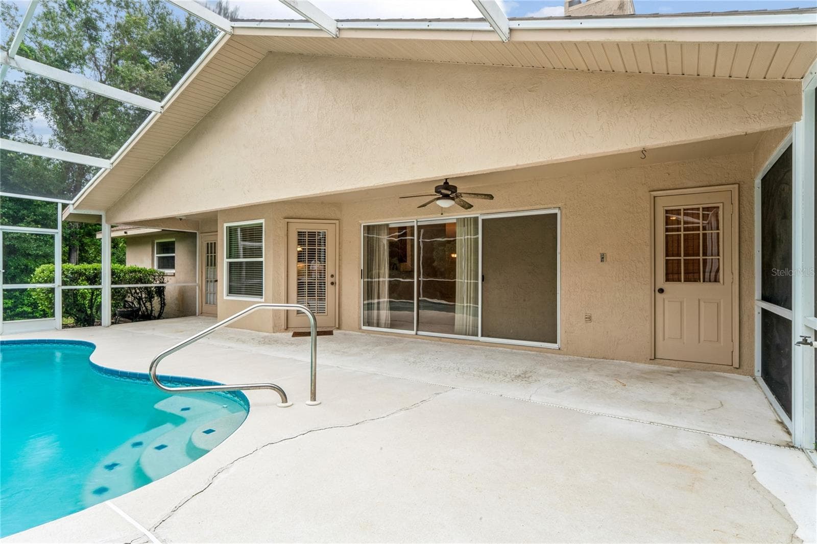 Spacious Pool Area - 14433 LINDEN DR, SPRING HILL