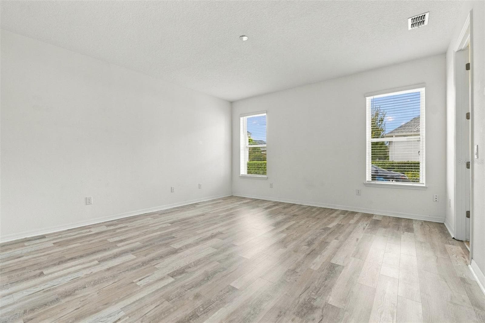 Single Family Residence at 8518 NEMOURS PKWY, ORLANDO, photo 13 of 30