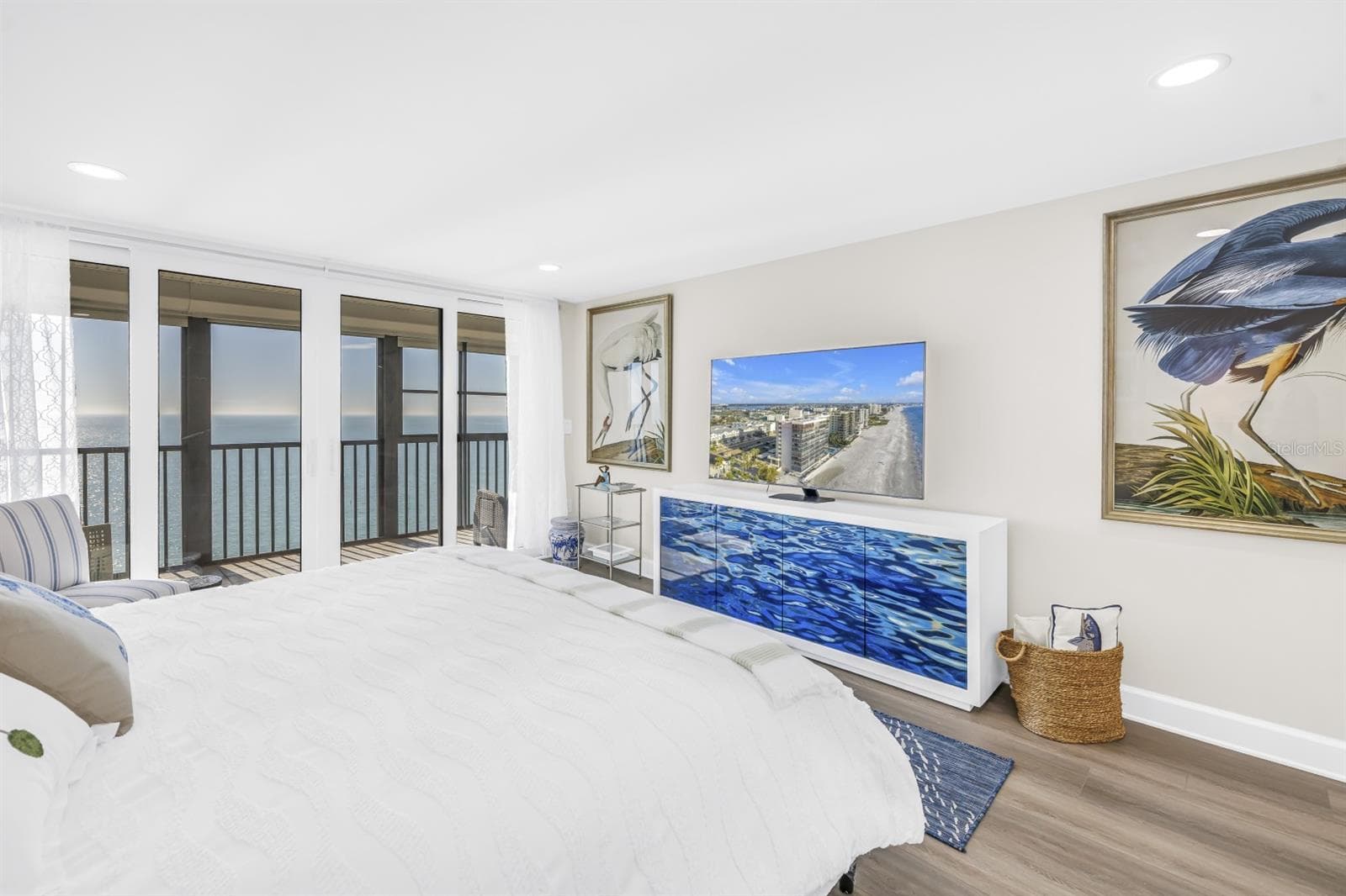 Primary Suite - 15462 GULF BLVD #1006, MADEIRA BEACH