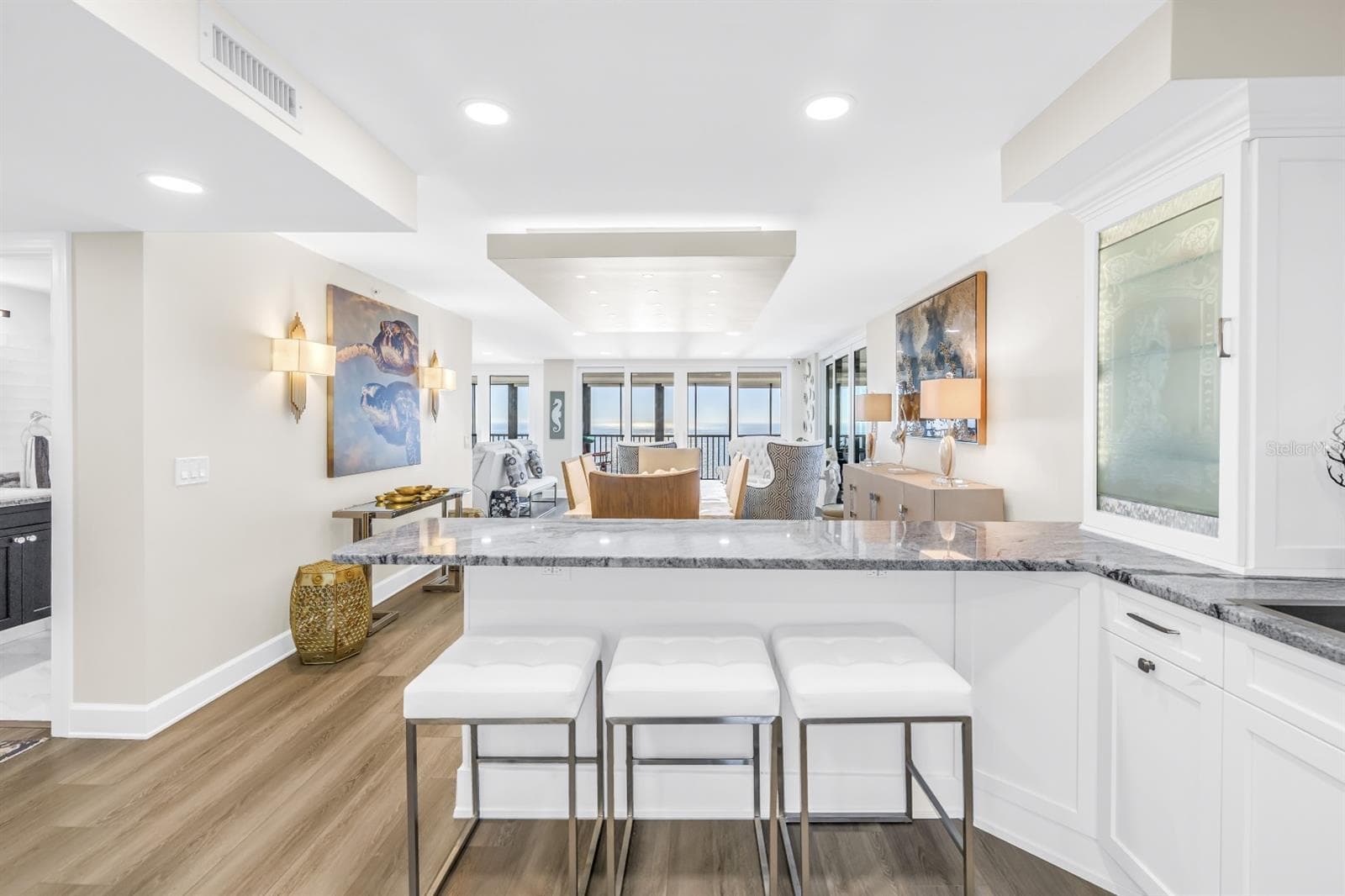 Convenient Breakfast Bar - 15462 GULF BLVD #1006, MADEIRA BEACH